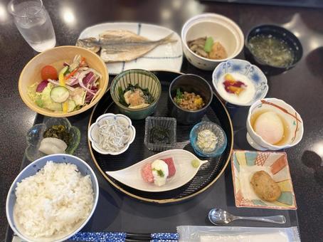 旅館の朝食 旅館の朝食 旅館,朝食,和定食の写真素材