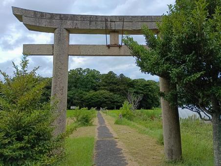 Shrine approach 02, JPG