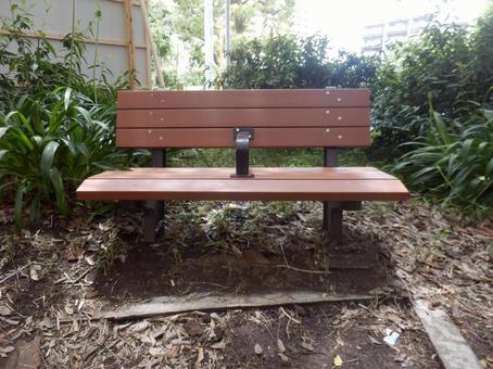 寂れた公園のベンチ 公園,ベンチ,砂場の写真素材