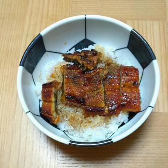 鰻どんぶり 鰻どんぶり,うな丼,贅沢の写真素材