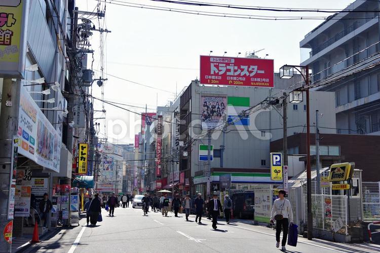 真昼の日本橋筋商店街・オタロード 日本橋筋商店街,でんでんタウン,ポンバシの写真素材