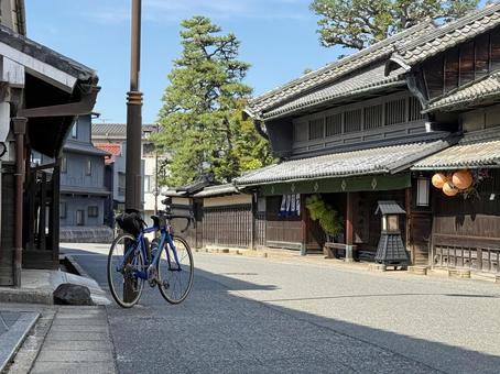 有松宿の町並みと自転車_2 有松宿,東海道,町並み保存地区の写真素材