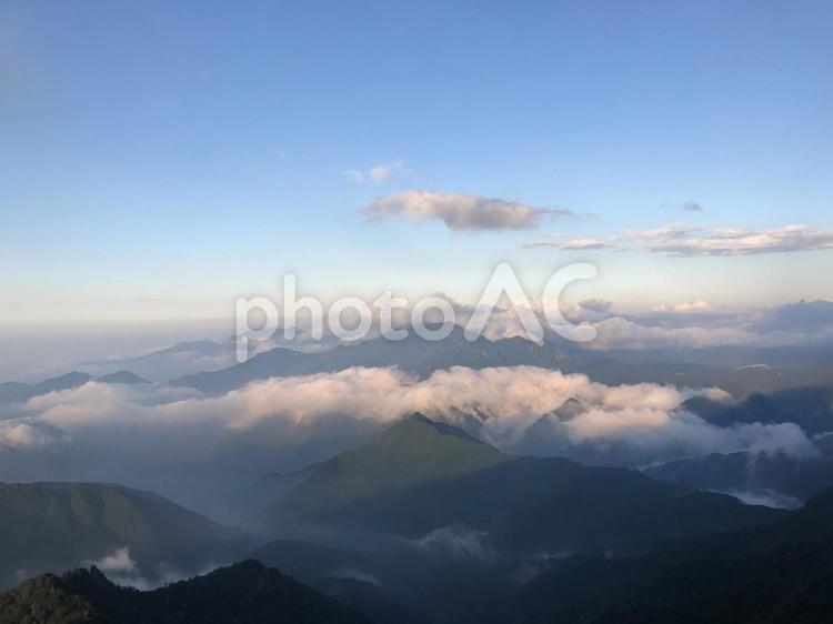 石鎚夕暮れ009 石鎚,雲海,景色の写真素材