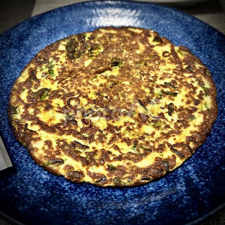 九条葱の山芋とろろ焼き 旦那飯,男の料理,手料理の写真素材