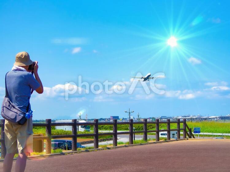 飛行機を撮る　イメージ 飛行機,旅客機,空の写真素材