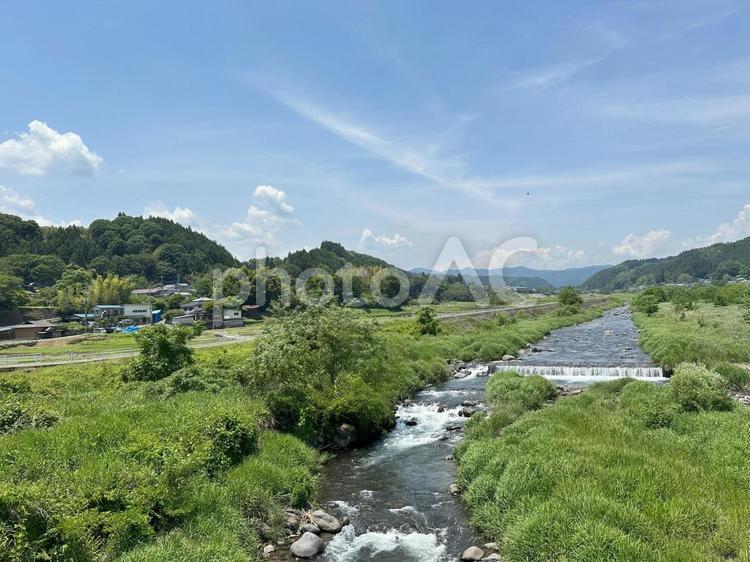 晴天　雲　夏　川　自然 雲,晴れ,風景の写真素材