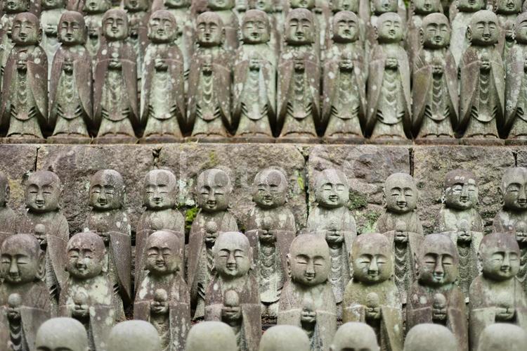 たくさんのお地蔵様 地蔵,墓場,仏の写真素材