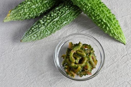 ゴーヤとゴーヤのおかか醤油炒め ゴーヤとゴーヤのおかか醤油炒め ゴーヤ,炒め物,醤油炒めの写真素材