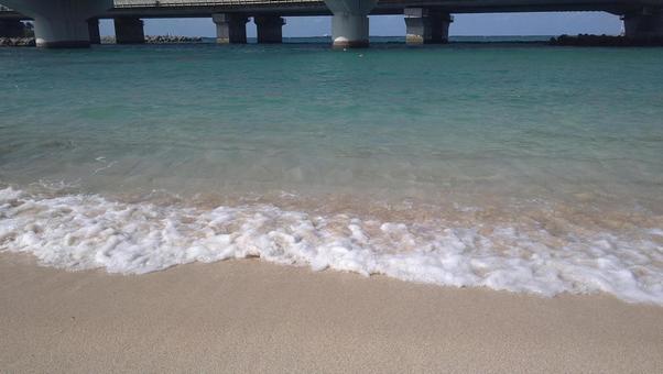 沖縄の海の写真