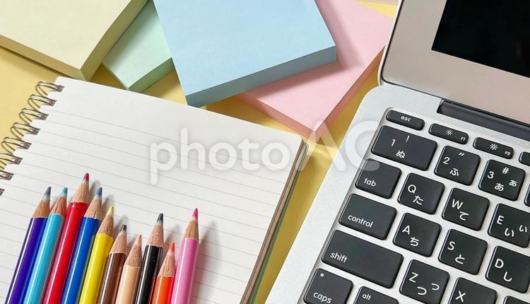 デザインワークのイメージ 仕事,デスクワーク,デザインの写真素材