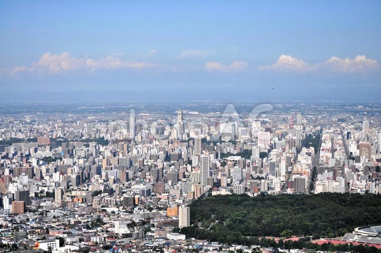 札幌の街の景色 大倉山,ジャンプ競技場,スキーの写真素材