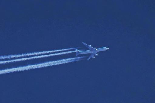 四万フィートの旅客機1 四万フィートの旅客機1の写真