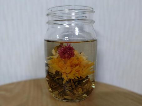 千日紅、ジャスミン、マリーゴールド工芸茶 千日紅、ジャスミン、マリーゴールド工芸茶の写真