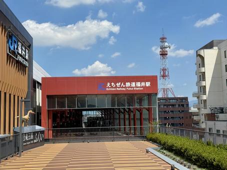 福井駅　えちぜん鉄道福井駅 福井駅,えちぜん鉄道,路面電車の写真素材