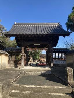 水田天満宮・西門（縦） 水田天満宮,恋木神社,福岡県筑後市の写真素材