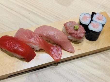 マグロ寿司 マグロ寿司 寿司,鮨,握り寿司の写真素材