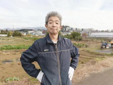 兼業農家のシニア男性 シニア,シニア男性,50代の写真素材