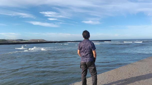 ぼーっとするおじさん 104 ぼーっとするおじさん 104 おじさん,後ろ姿,背中の写真素材