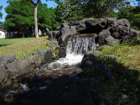 北海幹線用水路 遊緑通り 北海幹線用水路 遊緑通り 小川,滝,公園の写真素材