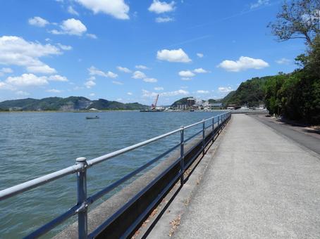 笠岡市 十一番町緑道 笠岡市 十一番町緑道 岡山県,十一番町緑道,笠岡市伏越港の写真素材