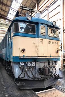 電車 ef6254,ローカル,乗車の写真素材