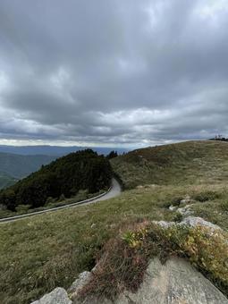 ススキの高原 秋,空,ススキの写真素材