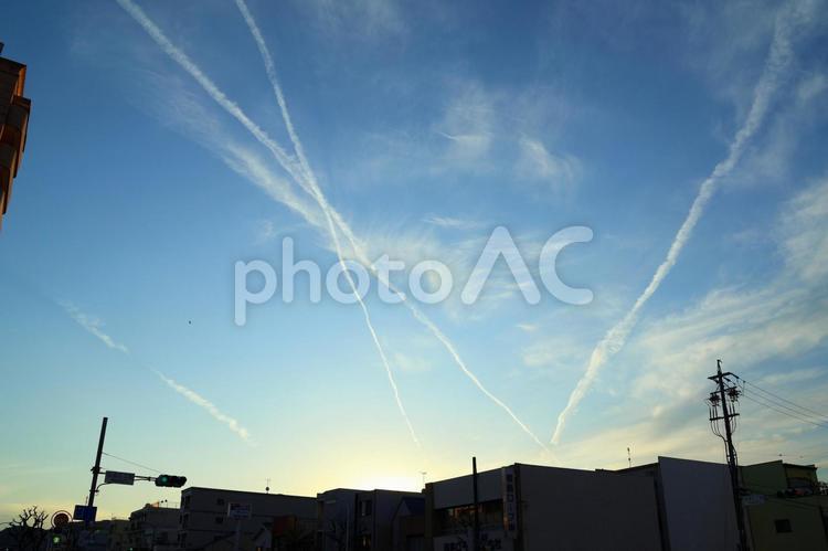 飛行機雲 飛行機雲,空,雲の写真素材