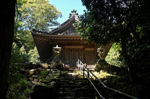 滋賀・長浜市 菅浦 須賀神社 滋賀・長浜市 菅浦 須賀神社 須賀神社,琵琶湖,淳仁天皇の写真素材
