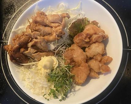 唐揚げ　生姜焼き 唐揚げ,生姜焼き,キャベツの写真素材