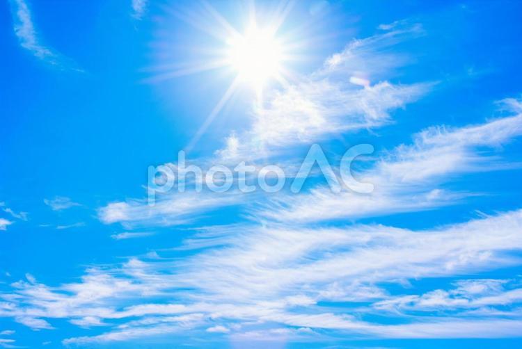青空と日差し 空,青空,日差しの写真素材