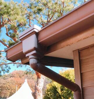 雨どい 雨どい,雨樋,雨受けの写真素材