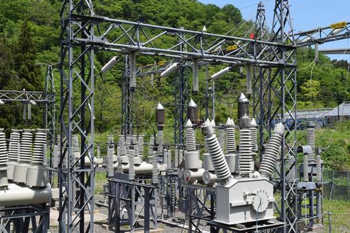 山間部の屋外変電設備 屋外変電設備,屋外変電所,変電設備の写真素材