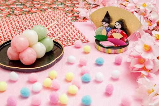 三色団子と雛人形 お雛様,ひな人形,御代理様の写真素材