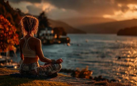 オレンジ色の夕焼けとリラックス オレンジ色の夕焼けとリラックスの写真