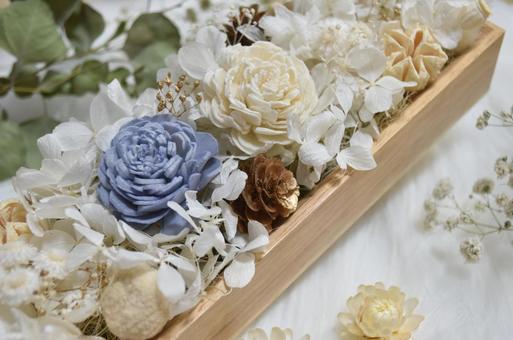 可愛らしいお花のBOX花々ウエディング お花,花,フラワーの写真素材