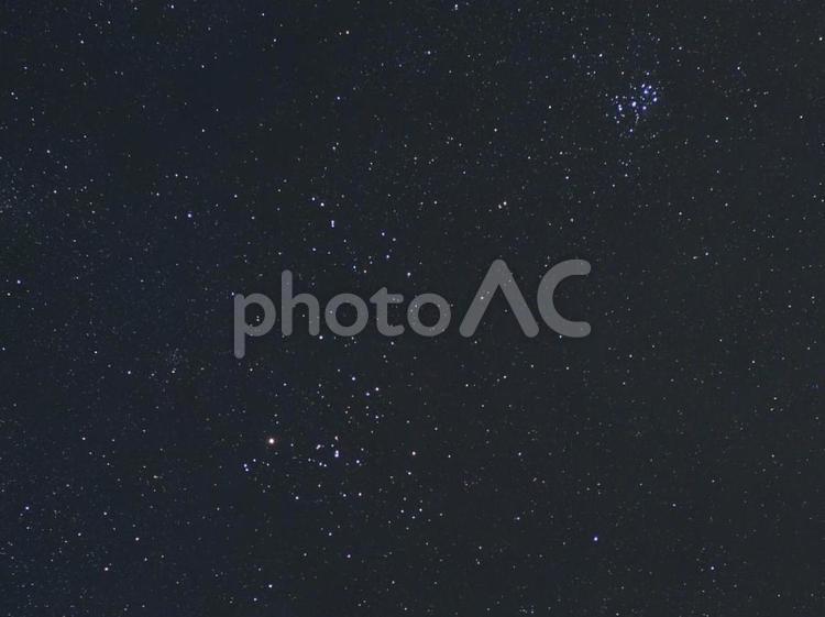 星団（すばるとヒヤデス）・天体 星団,おうし座,星座の写真素材