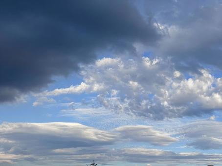 【空の写真】秋空 秋空,空,雲の写真素材