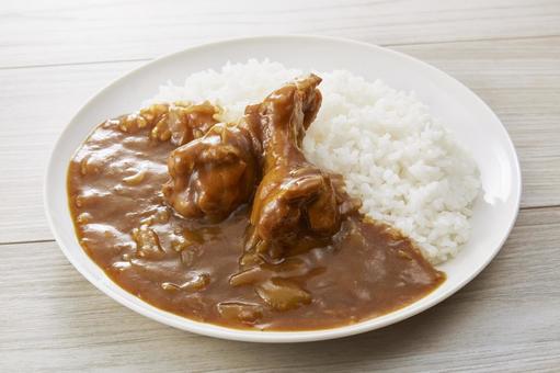 ホロっと柔らかい鶏手羽元カレー ホロっと柔らかい鶏手羽元カレーの写真