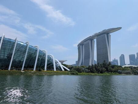 マリーナベイ・サンズ マリーナベイ・サンズ,ガーデンズバイザベイ,町並みの写真素材