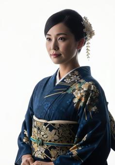 浴衣姿の日本人女性のポートレイト 浴衣姿の日本人女性のポートレイトの写真