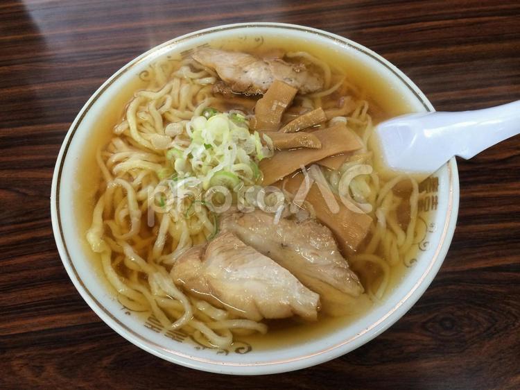 素朴な醤油スープと手打ち麺の佐野ラーメン 佐野ラーメン,中華そば,麺の写真素材