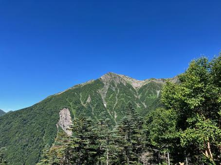 赤石岳山頂から下山7 赤石岳山頂から下山7 赤石岳,南アルプス,登山の写真素材