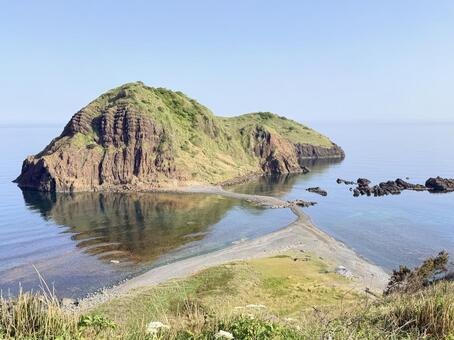 二ツ亀6 二ツ亀,佐渡島,島の写真素材