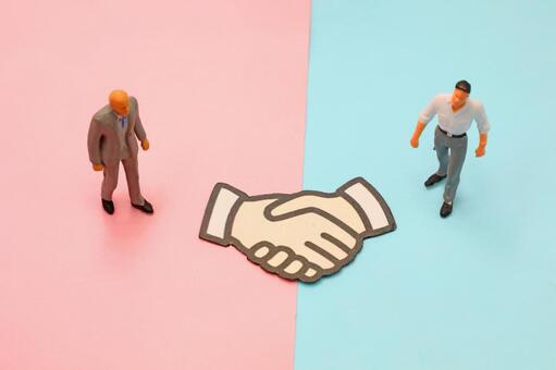 ビジネスマンが握手を交わすイメージ ビジネス,ビジネスマン,握手の写真素材