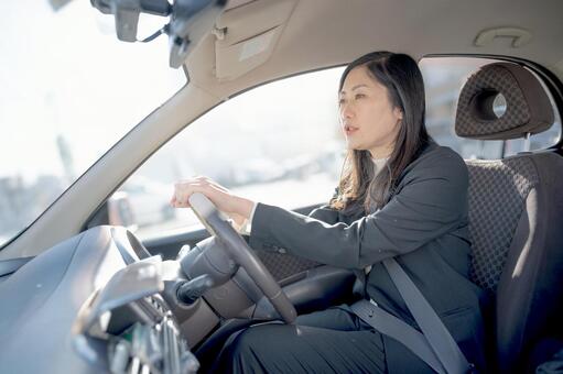 運転する女性 女性,運転,ドライバーの写真素材