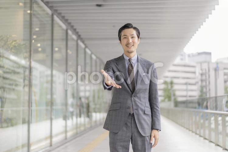 ビジネス　男性　スーツ ビジネス,男性,ビジネスマンの写真素材