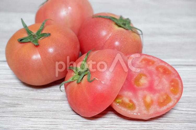 みずみずしいトマト　2 野菜,トマト,新鮮の写真素材