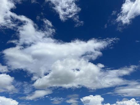 青空と白い雲 青空と白い雲の写真
