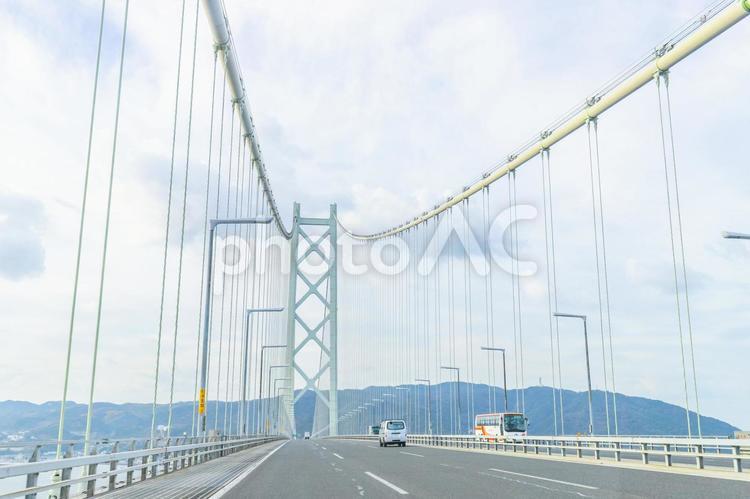 明石海峡大橋の風景 明石海峡大橋,旅行,つり橋の写真素材