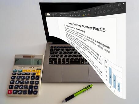 企画書制作をイメージしたWord作業風景 word,ノートパソコン,文書作成の写真素材